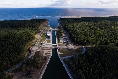 Kanałem Żeglugowym przez Mierzeję przeprawiło się ponad 300 jednostek...