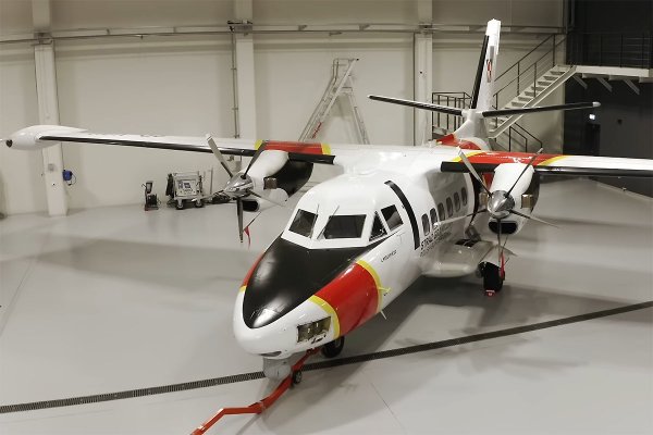 Do samolotu Straży Granicznej z misji Frontexu nad Morzem Czarnym niebezpiecznie zbliża...