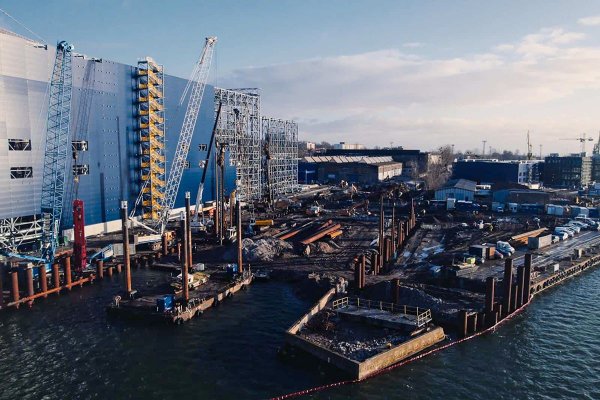 Prace kafarowe na budowie wnęki dokowej w Porcie Gdynia zaawansowane w 85 proc.