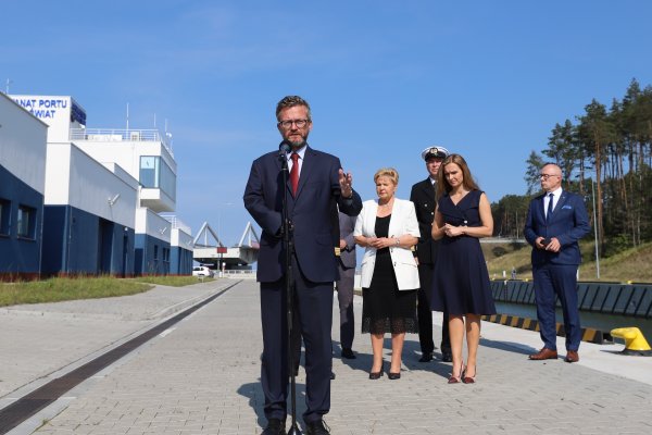 Wiceminister Witkowski: dzięki kanałowi żeglugowemu przez Mierzeję Wiślaną Polska jest ...