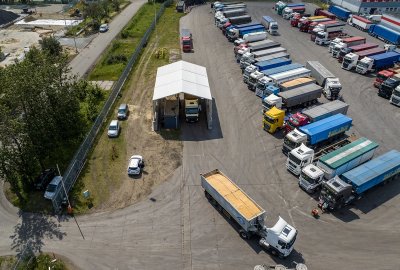 Zboże, które trafia do Portu Gdańsk, zanim popłynie w świat, jest poddaw...