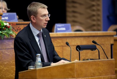 Prezydent Łotwy: jeśli okaże się, że za uszkodzeniem gazociągu stoi Rosja, należy zamkn...