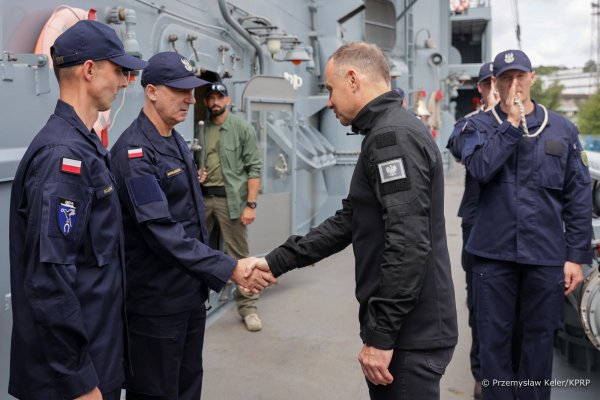 Wizyta prezydenta Andrzeja Dudy w Porcie Wojennym Gdynia