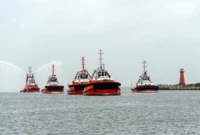 Kolejny, nowy holownik WUŻ Gdańsk zawinął do portu