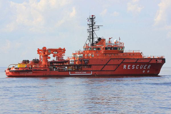 W Zatoce Fińskiej przebywa rosyjski statek reperujący kabel telekomunikacyjny tego kraj...