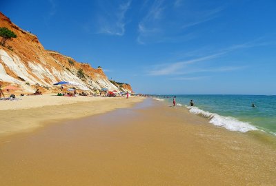 Portugalska plaża Falesia uznana za najpiękniejszą na świecie