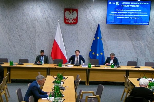 Płk Piotr Paluch: nie ma zagrożenia finansowania programu Miecznik