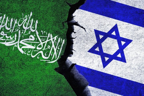 Izrael: Hamas zaatakował z morza, lądu i powietrza