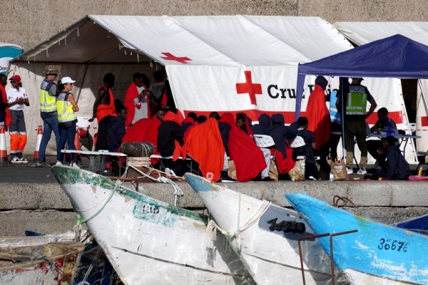 16 afrykańskich imigrantów zginęło od piątku podczas przeprawy na Wyspy Kanaryjskie...