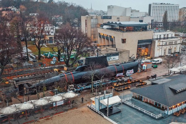 Były ORP Sokół dotarł do Muzeum Marynarki Wojennej 