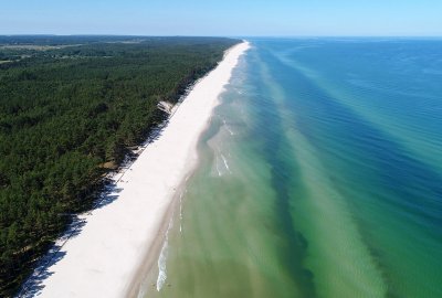 Ponad 400 kilometrów brzegu morskiego pod czujnym okiem służb Urzędu Mor...