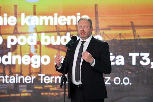 Szef Baltic Hub: W przyszłym roku zakończy się rozbudowa terminalu kontenerowego w Gdań...