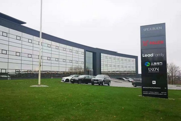 Chiński ekspert o zapobieganiu deszczowej erozji łopat turbin wiatrowych