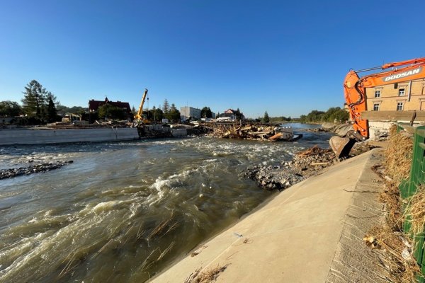 Marchewka: Straty popowodziowe tylko w infrastrukturze wodnej to 3,5 mld zł