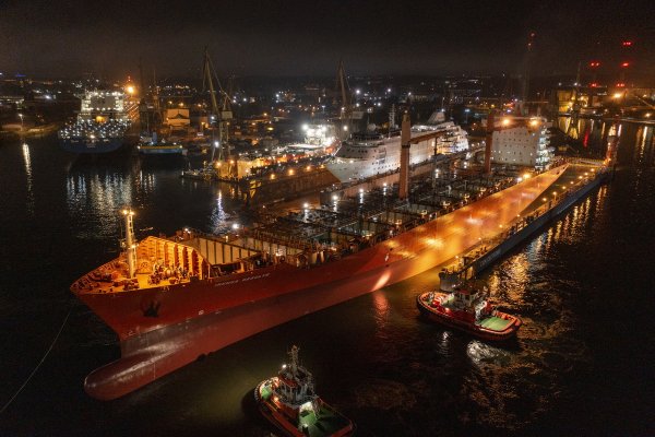 Clarksons: grecka flota handlowa trzyma się dobrze!