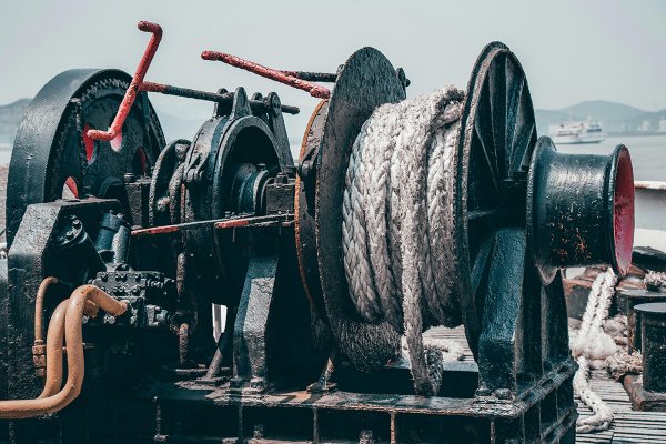 BBC: firmy z Chorwacji i Włoch pomagają rosyjskiemu przemysłowi zbrojeniowemu, w tym st...