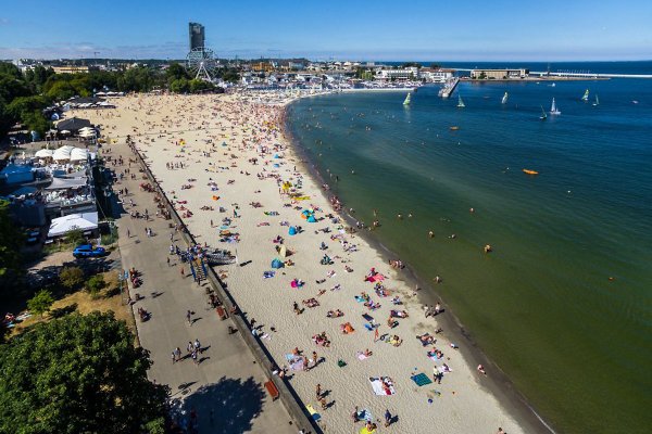 Zakaz kąpieli w trzech kąpieliskach w Trójmieście