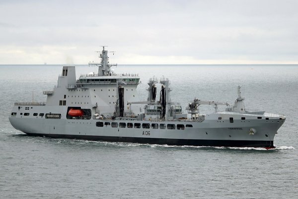 Personel floty pomocniczej brytyjskiej marynarki zagłosował za strajkiem