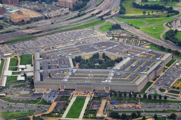 Pentagon negocjuje budowę baz na Wybrzeżu Kości Słoniowej i w Beninie