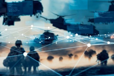 Zdjęcie ilustracyjne (Fot.: Shutterstock) Koncern Saab zapowiedział wprowadzenie systemu kontroli roju dronów