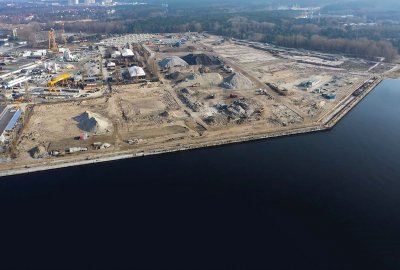 Terminal instalacyjny w Świnoujściu - rozpoczęto prace czerpalne