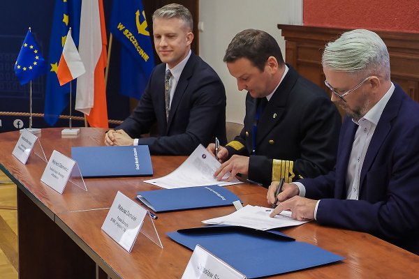 Jest umowa na studium wykonalności nowego toru podejściowego do portu w Świnoujściu