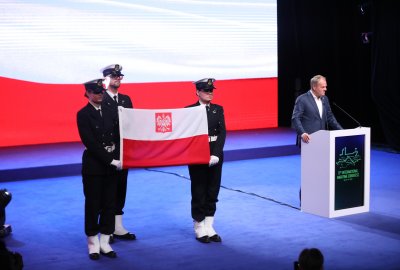 Premier: polska bandera po ponad 20 latach wróci na polskie statki