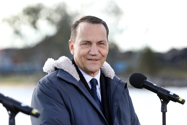 Sikorski: Bałtyk kluczowym dla Polski obszarem rozwoju gospodarczego i bezpieczeństwa ...