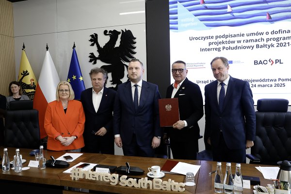 Podpisano umowę na projekt związany z zieloną energią w portach