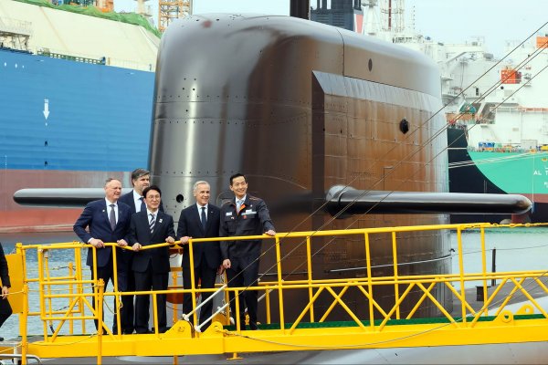 Premier Kanady w Hanwha Ocean zwiedził okręt podwodny KSS-III Batch