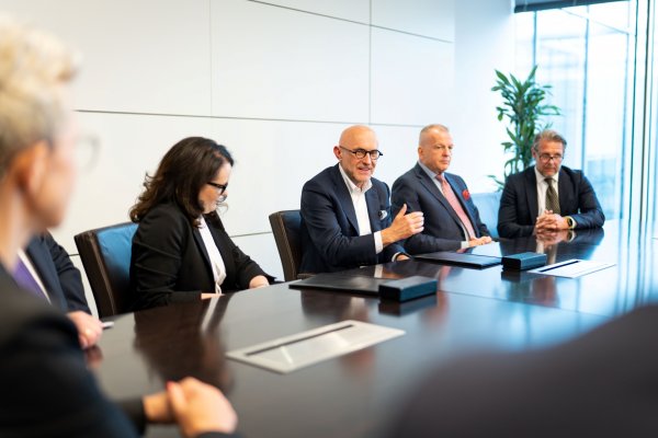 Transformacja ORLENU jeszcze przyspieszy. Największe wdrożenie AI w Euro...