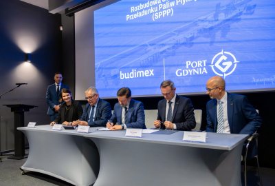 Port Gdynia z umową na rozbudowę Stanowiska Przeładunku Paliw Płynnych