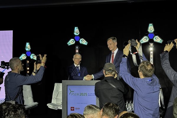 Ocean Winds podpisał umowę dzierżawy terminala instalacyjnego w Świnoujś...