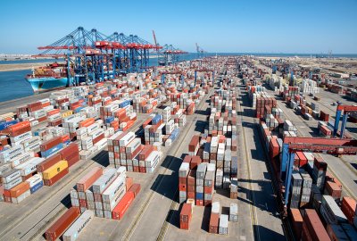 Terminal kontenerowy na Kanale Sueskim zainaugurował działalność po rozbudowie