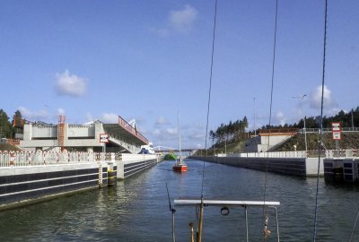W tym roku przez kanał na Mierzei Wiślanej przeprawiło się 1 tys. jednos...