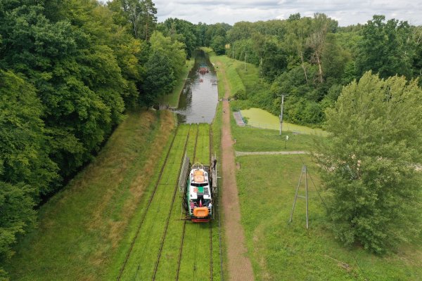 Przywrócono ruch żeglugowy przez pochylnie Kanału Elbląskiego