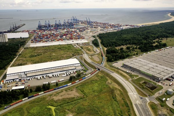 Port Gdańsk chce mieć więcej terenu. Radni Miasta podzieleni w sprawie rozszerzenia gra...