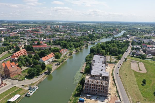 Elbląg: Rozpoczyna się przebudowa nabrzeża Wyspy Spichrzów