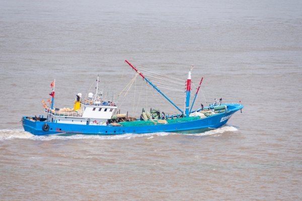 Spór o ławicę Scarborough pomiędzy Chinami i Filipinami