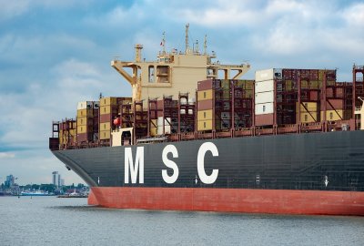 Władze Malezji zatrzymały kontenerowiec MSC za kotwiczenie bez pozwoleni...