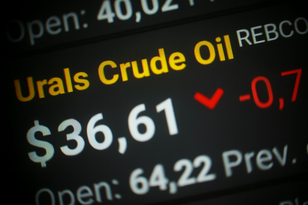 Na giełdach paliw cena ropy w dół, najniżej w Rosji