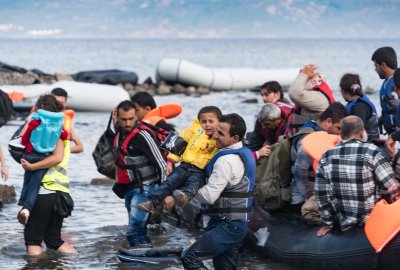U wybrzeży Lesbos zatonął statek, którego załoga ratowała nielegalnych m...