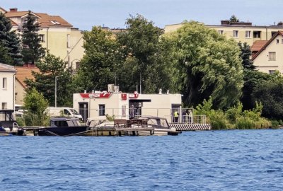 ORLEN uruchomił w Rynie nową nawodną stację paliw dla żeglarzy