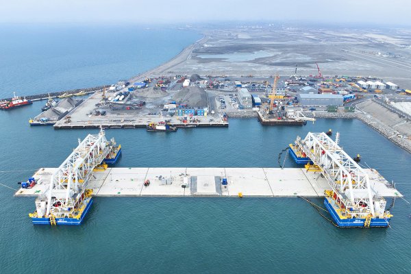 Ivy gotowa do zanurzania elementów podmorskiego tunelu