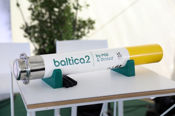 PGE i Ørsted rozpoczęły instalację fundamentów farmy wiatrowej Baltica 2