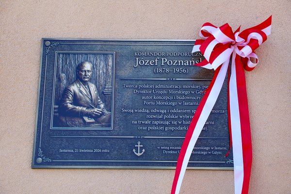Twórca polskiej administracji morskiej uhonorowany w Jastarni