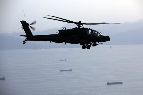 Siły USA przygotowują się do abordażu tankowców związanych z Iranem...