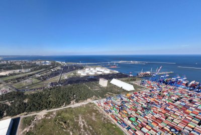 Port Gdańsk z umową przedwstępną na dzierżawę terenu Deepwater Baltic Hu...