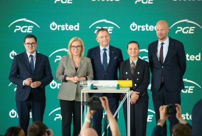 PGE i Ørsted rozpoczęły instalację fundamentów farmy wiatrowej Baltica 2...