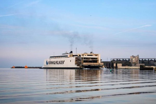 Ekspres 1 nie wytrzymał zimna. Potrzebne były generatory diesla